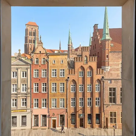 Louise Old Town Charm On Dluga Street