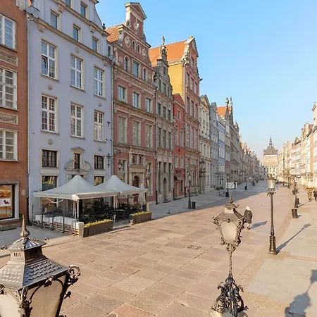 Louise Old Town Charm On Dluga Street Apartment